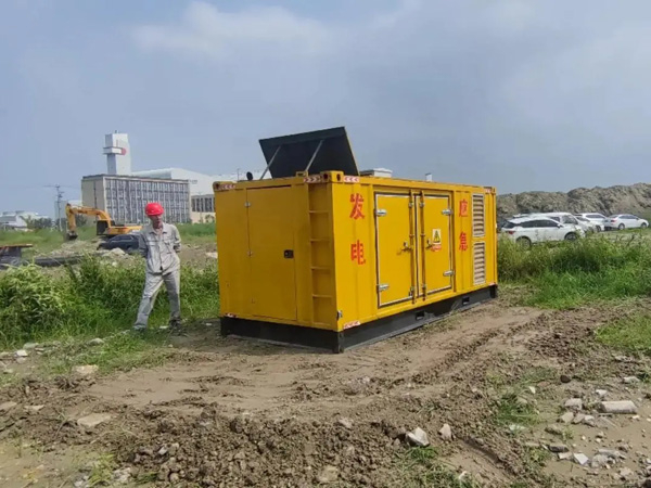 庆元200KW柴油发电机机组每小时的油耗量受哪些因素影响？